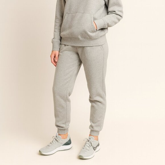 Nike Shoes - Nike Sneakers Women’s Size 8.5 NIB Vintage Green